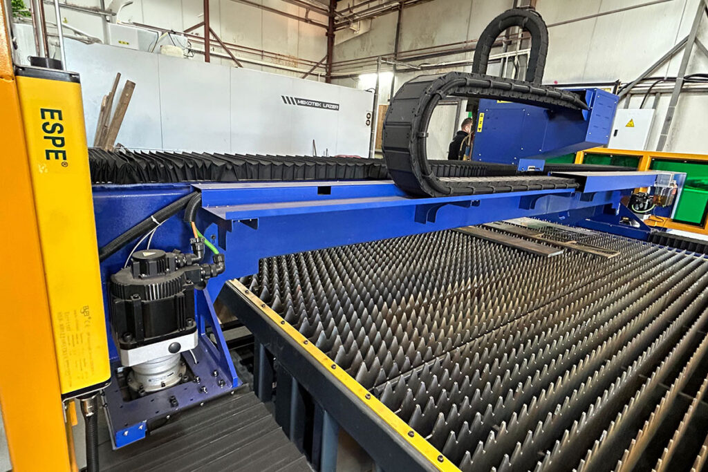 FLO 30120 PRO 20 kW Plasma Type Fiber Laser