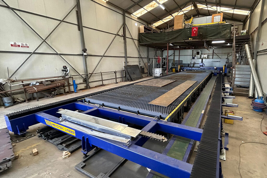 FLO 30120 PRO 20 kW Plasma Type Fiber Laser